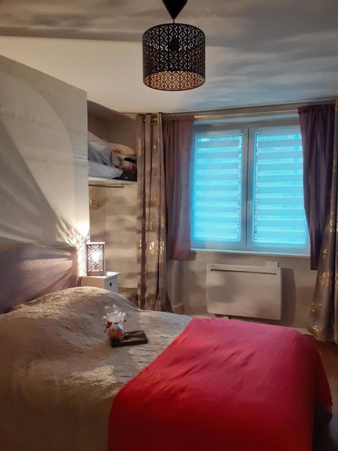 Hotel 7042Douce Nuit Saint-Germain-Laval  Exteriér fotografie